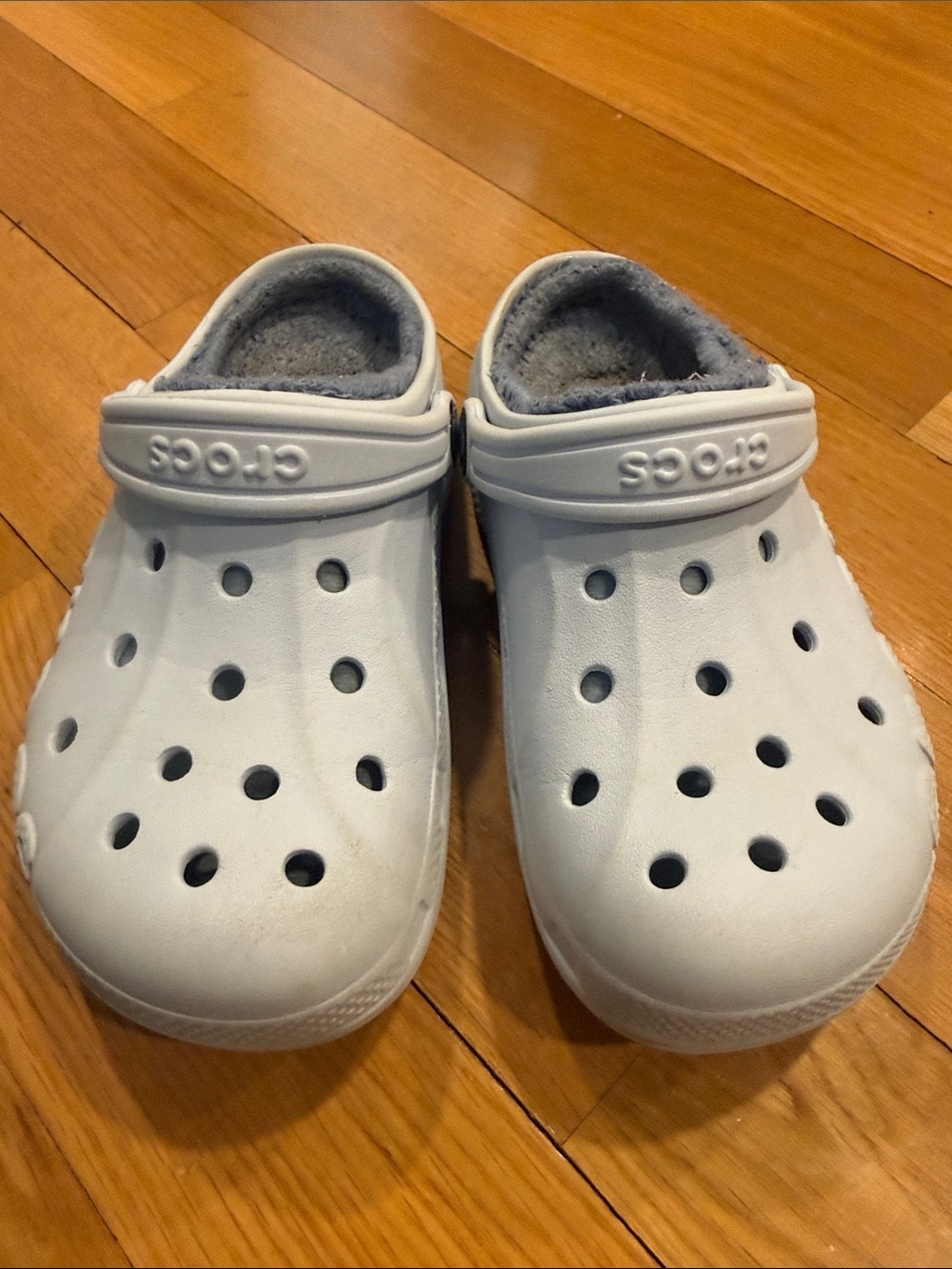 Crocs lined clogs size  j1 .